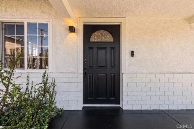 1111 E Elk, Glendale, CA 91205