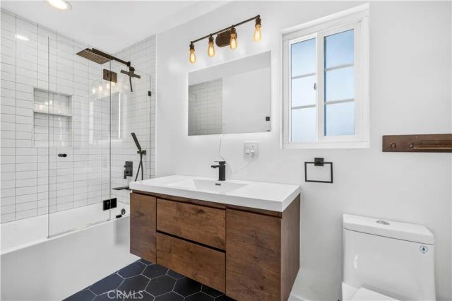 1111 E Elk, Glendale, CA 91205