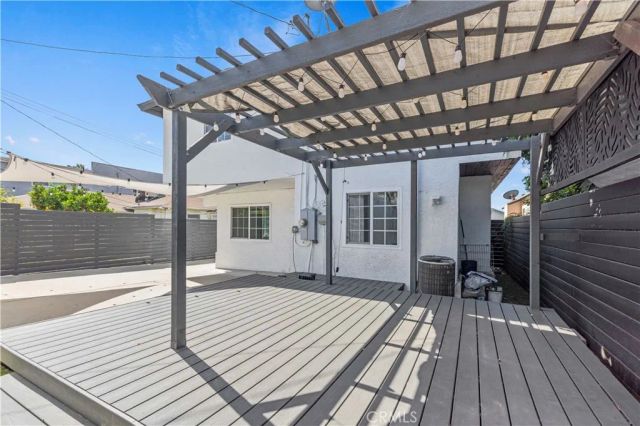 1111 E Elk, Glendale, CA 91205