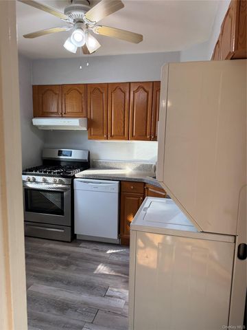 260-56 75th Avenue One, Glen Oaks, NY 11004