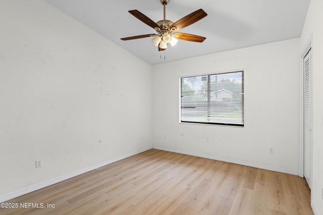 5590 LA MOYA Avenue, Jacksonville, FL 32210