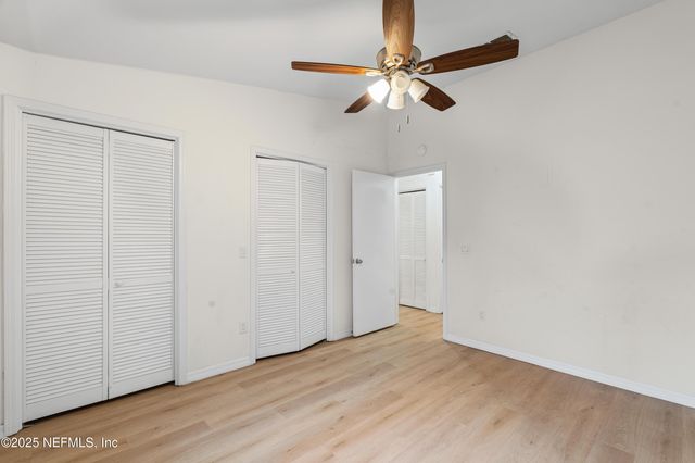 5590 LA MOYA Avenue, Jacksonville, FL 32210