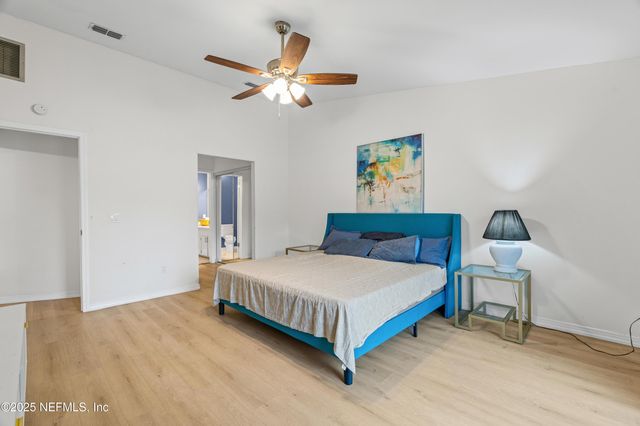 5590 LA MOYA Avenue, Jacksonville, FL 32210