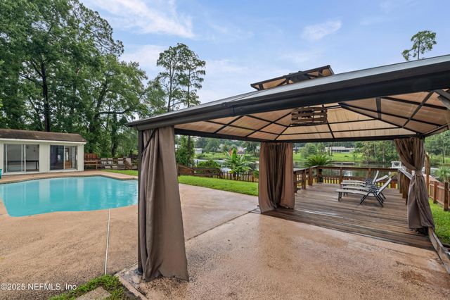 5590 LA MOYA Avenue, Jacksonville, FL 32210