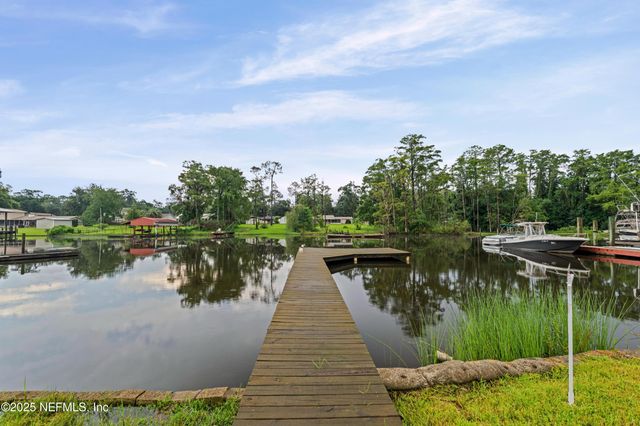 5590 LA MOYA Avenue, Jacksonville, FL 32210