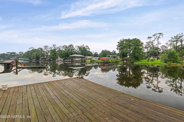 5590 LA MOYA Avenue, Jacksonville, FL 32210