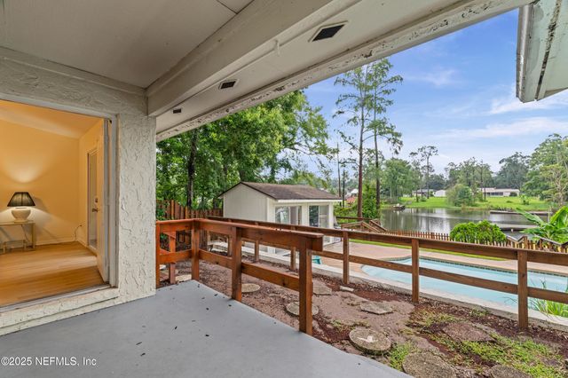 5590 LA MOYA Avenue, Jacksonville, FL 32210