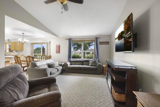W5355 LINDEN HILL DRIVE, Appleton, WI 54915