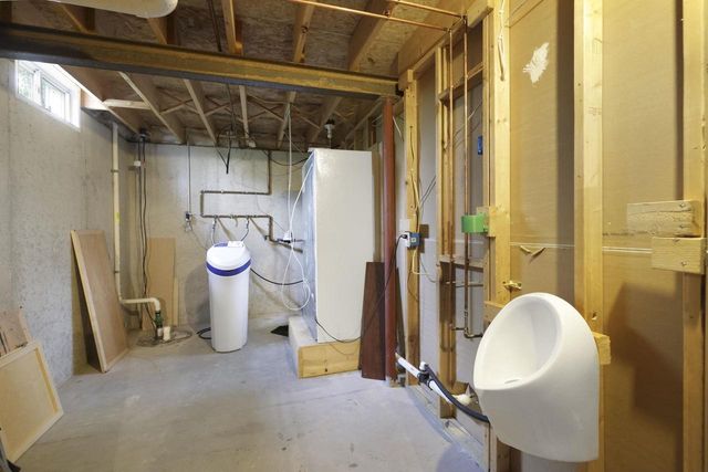 W5355 LINDEN HILL DRIVE, Appleton, WI 54915