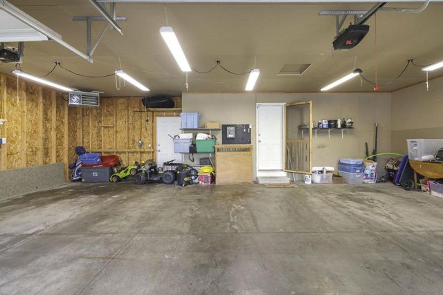 W5355 LINDEN HILL DRIVE, Appleton, WI 54915