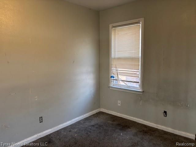 19546 Fairport Street, Detroit, MI 48205