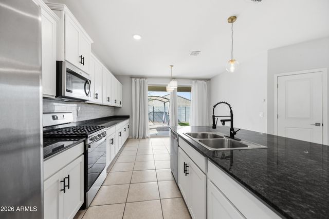 4240 W CONEFLOWER Lane, San Tan Valley, AZ 85144