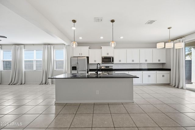 4240 W CONEFLOWER Lane, San Tan Valley, AZ 85144