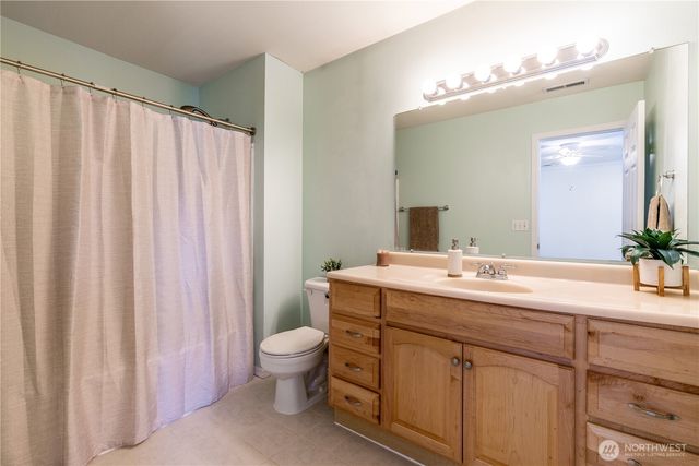 4828 42nd Lane SE, Lacey, WA 98503