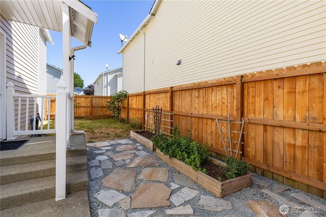 4828 42nd Lane SE, Lacey, WA 98503