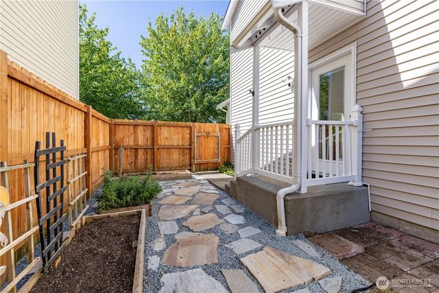 4828 42nd Lane SE, Lacey, WA 98503