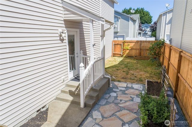 4828 42nd Lane SE, Lacey, WA 98503