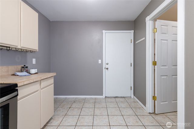 4828 42nd Lane SE, Lacey, WA 98503