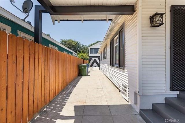 1003 Calzona Street, Los Angeles, CA 90023