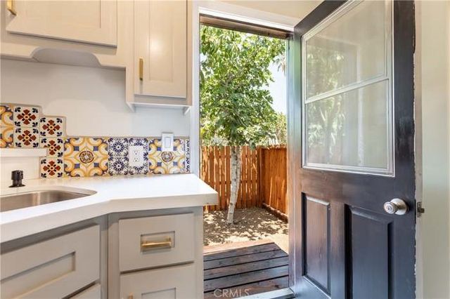 1003 Calzona Street, Los Angeles, CA 90023