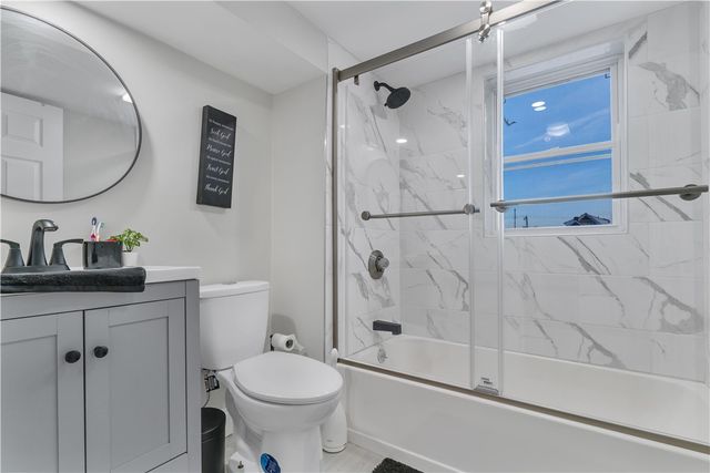 215 Kenyon Avenue, Pawtucket, RI 02861