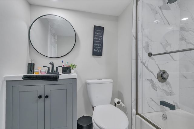 215 Kenyon Avenue, Pawtucket, RI 02861