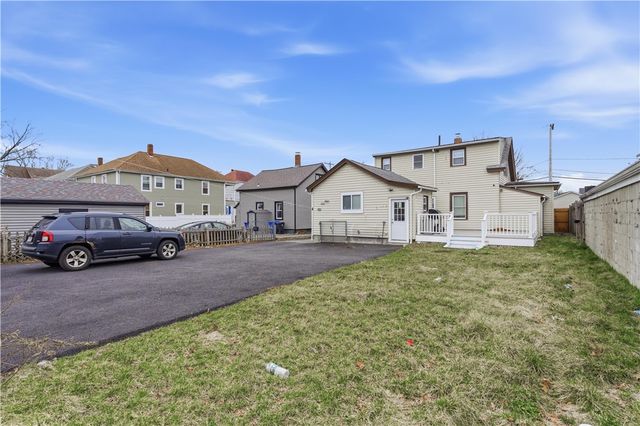 215 Kenyon Avenue, Pawtucket, RI 02861