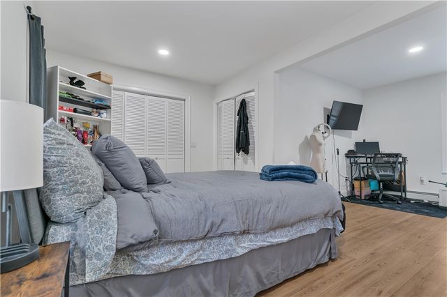 215 Kenyon Avenue, Pawtucket, RI 02861