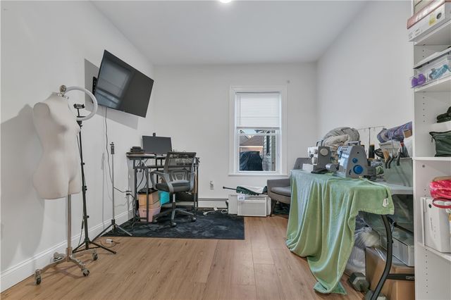 215 Kenyon Avenue, Pawtucket, RI 02861