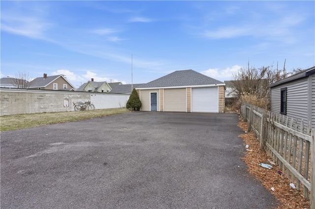 215 Kenyon Avenue, Pawtucket, RI 02861