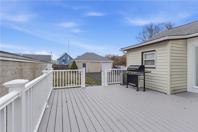 215 Kenyon Avenue, Pawtucket, RI 02861