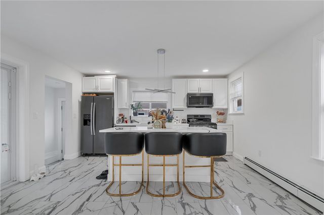 215 Kenyon Avenue, Pawtucket, RI 02861