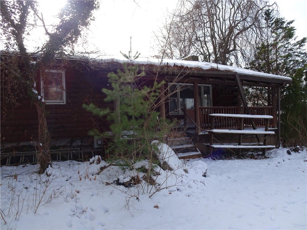 301 S Center Avenue, New Stanton, PA 15672