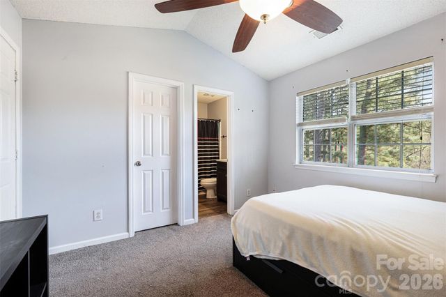 3268 Summercroft Lane, Charlotte, NC 28269