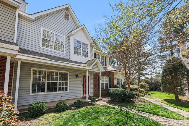 3268 Summercroft Lane, Charlotte, NC 28269