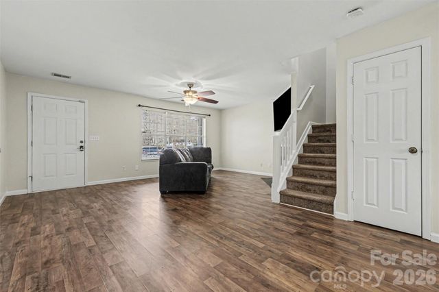 3268 Summercroft Lane, Charlotte, NC 28269