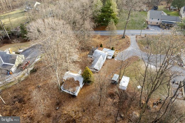 105 WOLLUPS HILL RD, Denver, PA 17517