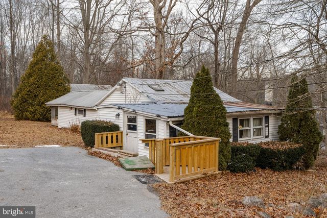 105 WOLLUPS HILL RD, Denver, PA 17517