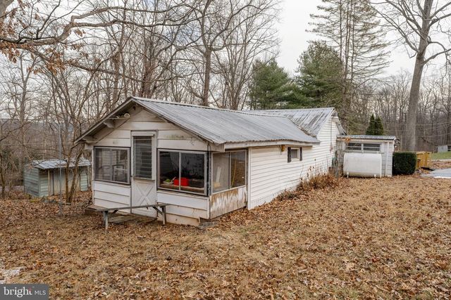 105 WOLLUPS HILL RD, Denver, PA 17517