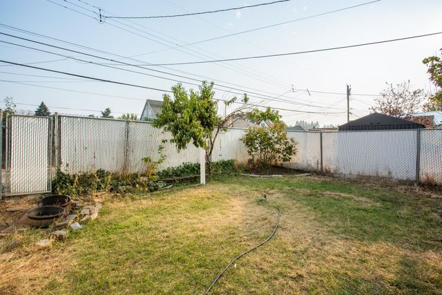 1108 E Wellesley Ave, Spokane, WA 99207