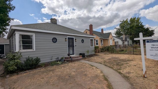 1108 E Wellesley Ave, Spokane, WA 99207