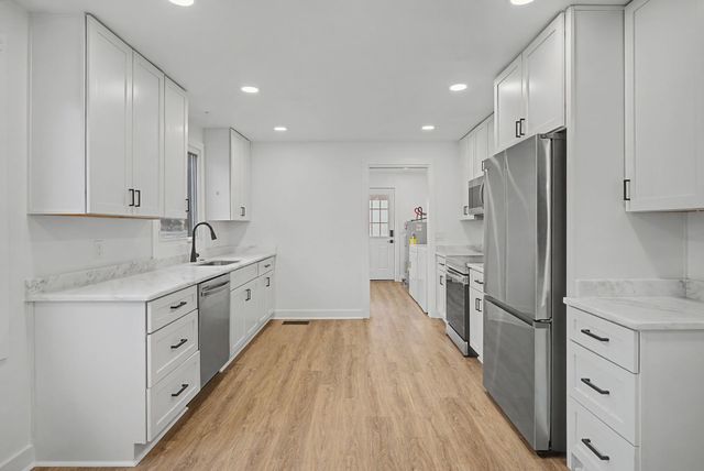 260 Timmons St, Nashville, TN 37211