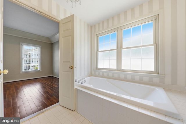 2451 STONEY CREEK RD, Frederick, MD 21701