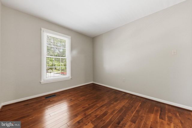 2451 STONEY CREEK RD, Frederick, MD 21701