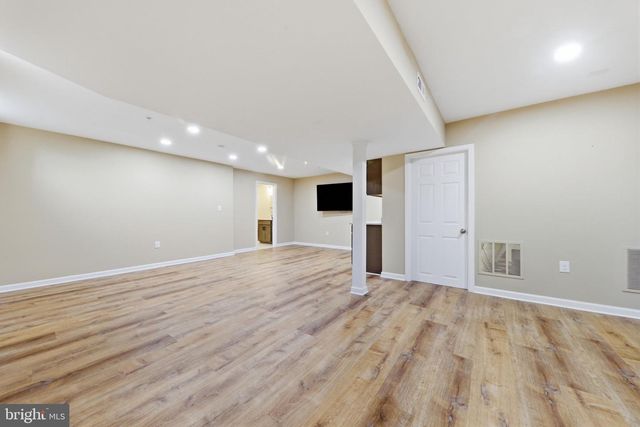 2451 STONEY CREEK RD, Frederick, MD 21701