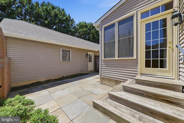 2451 STONEY CREEK RD, Frederick, MD 21701