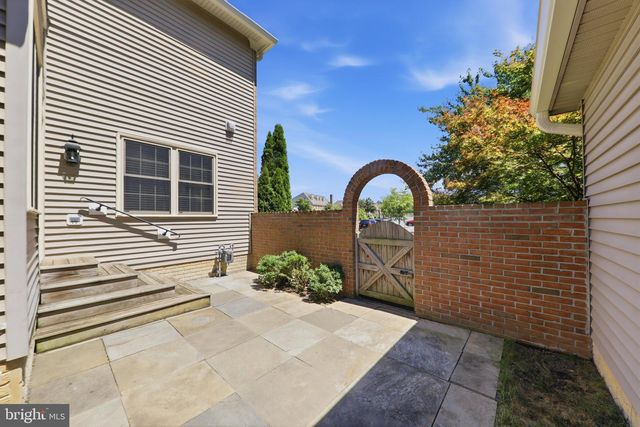 2451 STONEY CREEK RD, Frederick, MD 21701
