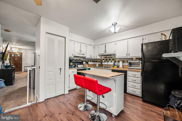 1404 WALNUT RIDGE EST, Pottstown, PA 19464