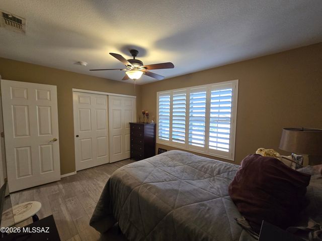 860 S Lucinda Drive, Tucson, AZ 85748