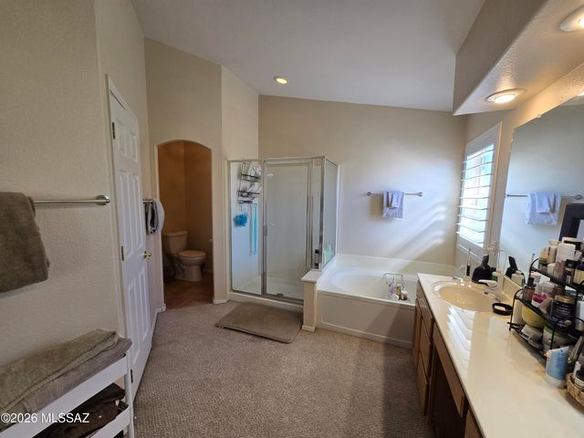 860 S Lucinda Drive, Tucson, AZ 85748